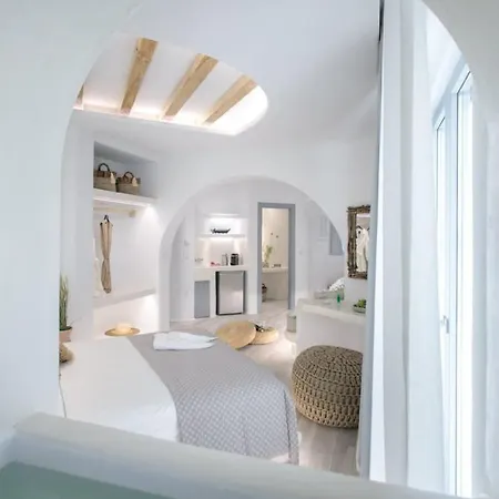 Majestique Of Naxos Luxury Apartament