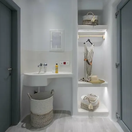 Majestique Of Naxos Luxury Apartament *