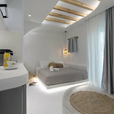 Majestique Of Naxos Luxury Apartment