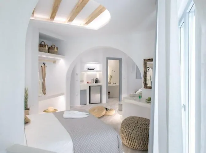 Majestique Of Naxos Luxury Apartment